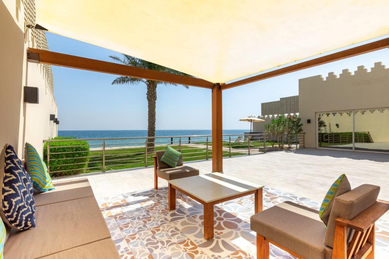 شاطئ سيلين,من منتجعات مروب مسيعيد المظهر الخارجي الصورة The beach at the hotel