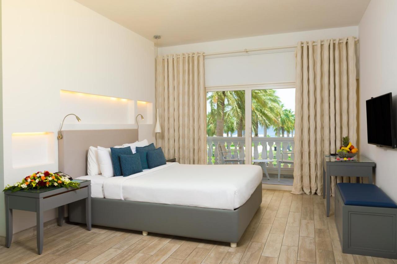 شاطئ سيلين,من منتجعات مروب مسيعيد المظهر الخارجي الصورة A room at the hotel