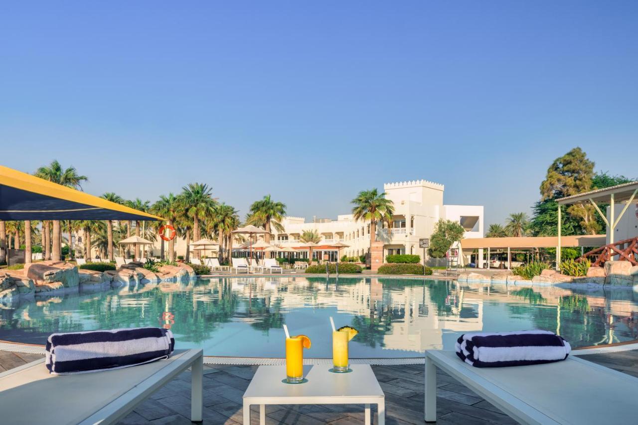 شاطئ سيلين,من منتجعات مروب مسيعيد المظهر الخارجي الصورة The pool at the resort