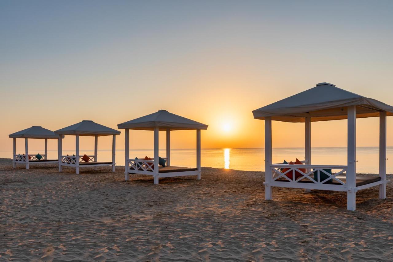 شاطئ سيلين,من منتجعات مروب مسيعيد المظهر الخارجي الصورة Sunset at the beach