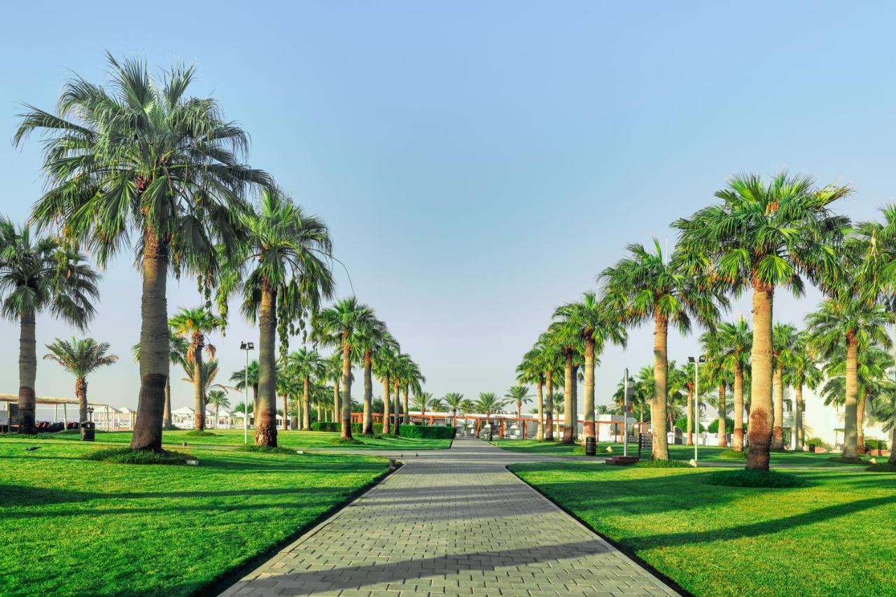 شاطئ سيلين,من منتجعات مروب مسيعيد المظهر الخارجي الصورة Al-Shaab Park
