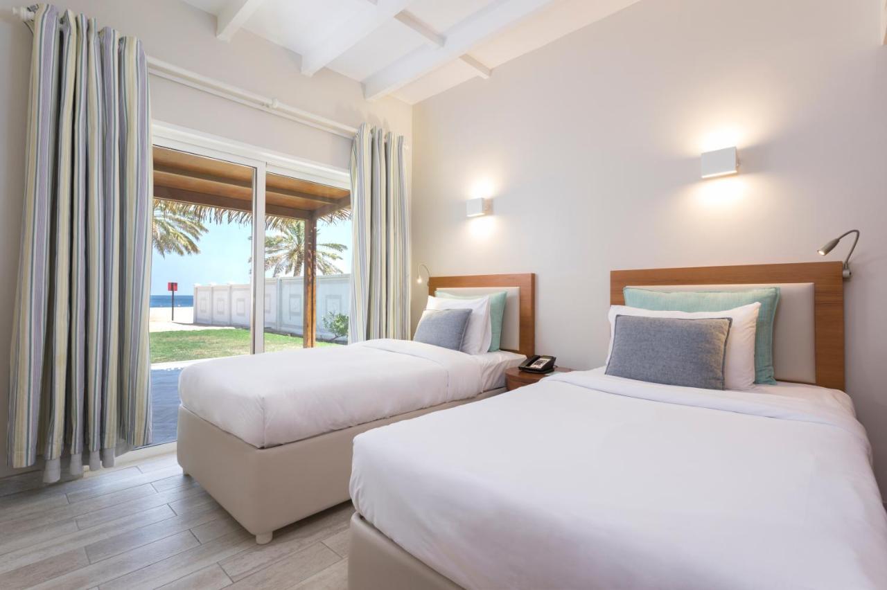 شاطئ سيلين,من منتجعات مروب مسيعيد المظهر الخارجي الصورة Deluxe Beach Villa